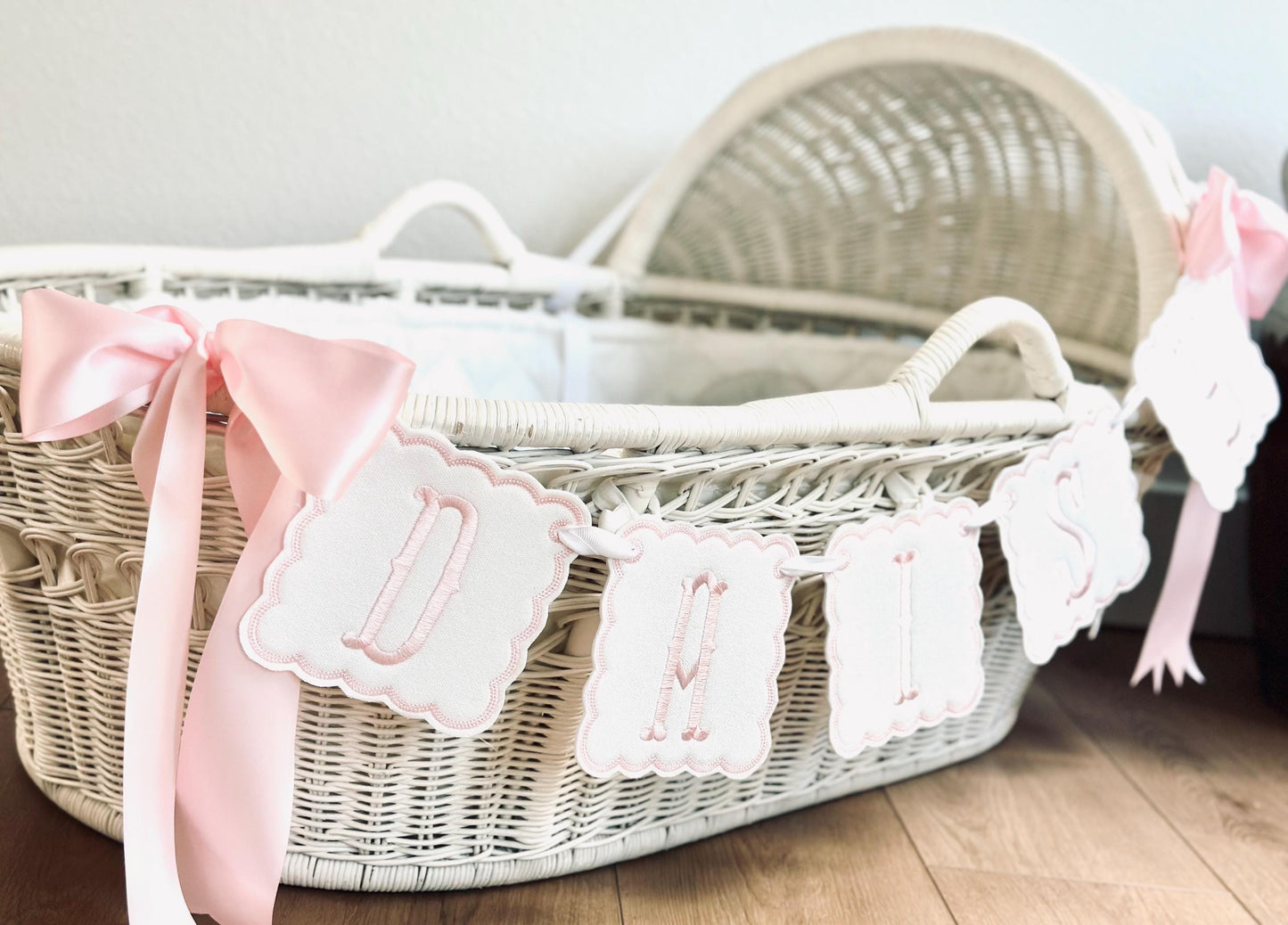 Scalloped Baby Name Banner