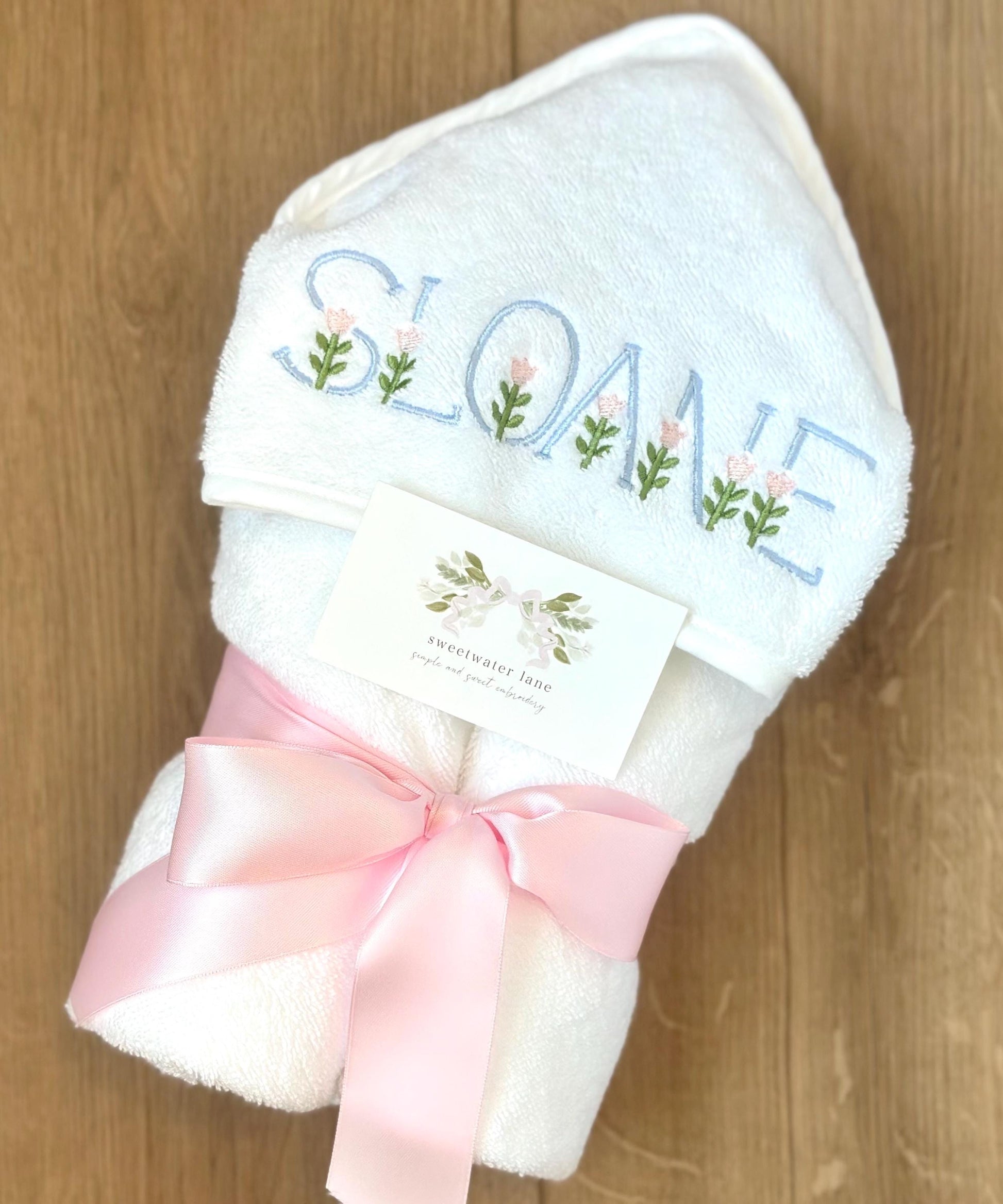 Hooded baby towel — Tulip font design