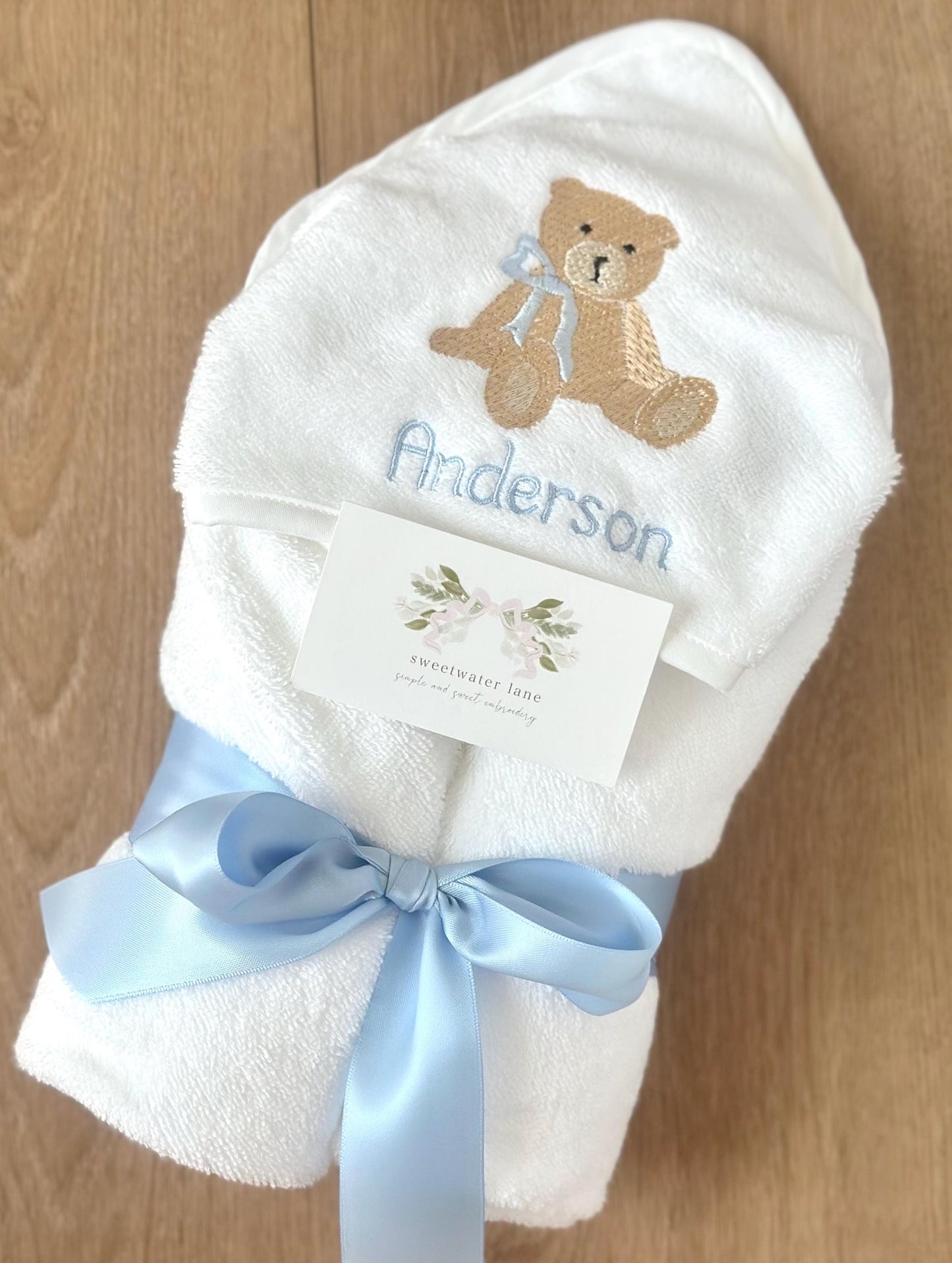 Hooded baby towel — Teddy Bear design