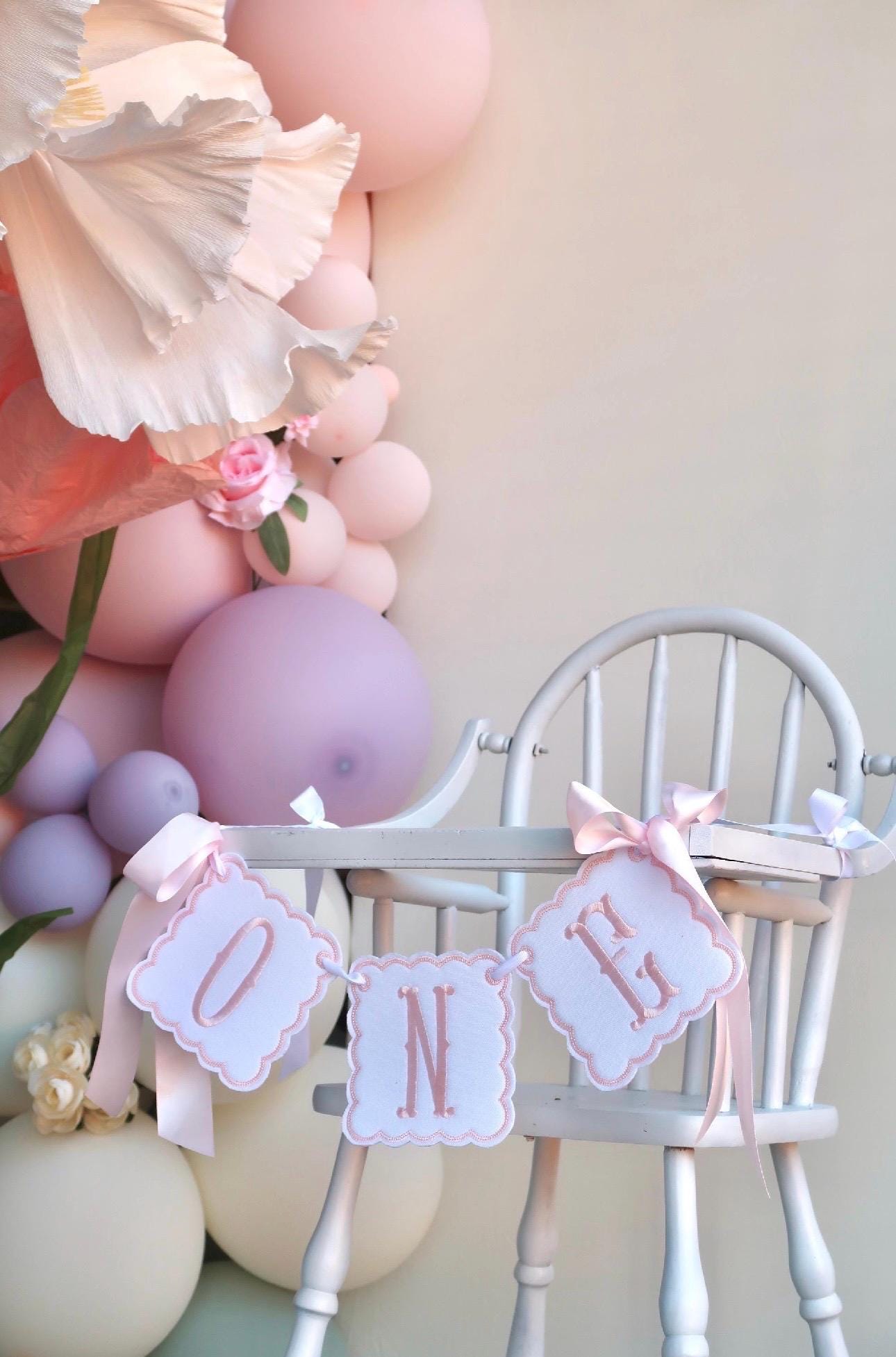 Scalloped Baby Name Banner